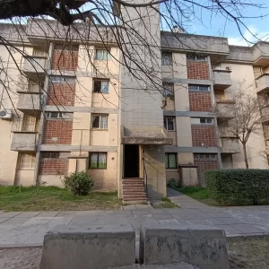 VENDO | BARRIO CASINO | 2DO PISO POR ESCALERA | BLOCK C