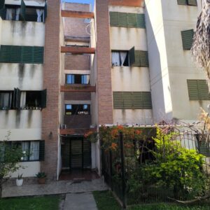 ALQUILER | Departamento en B° Juan Pablo II – 2° piso