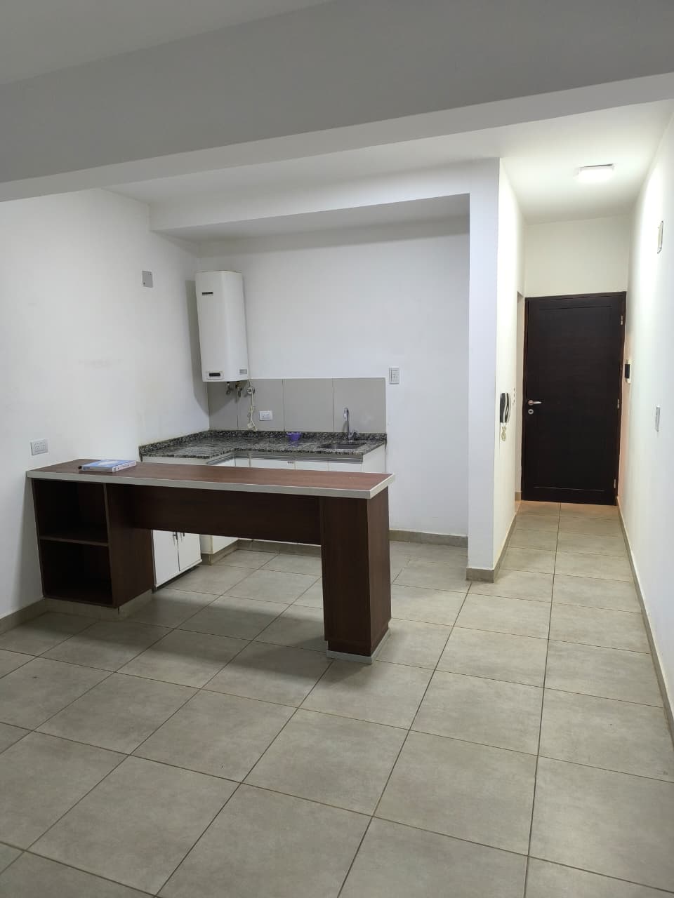 ALQUILO – MONOAMBIENTE – Juramento 1200, 1.er piso - Imagen 3
