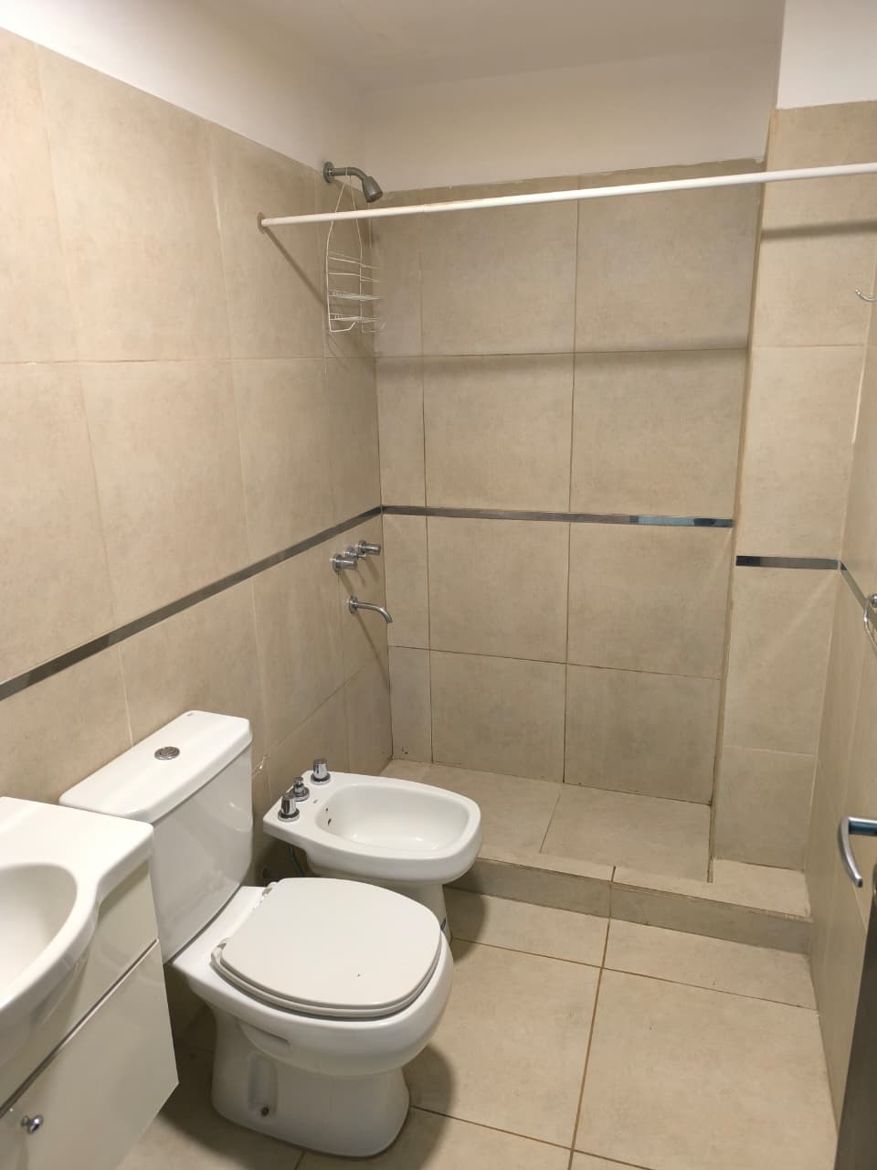 ALQUILO – MONOAMBIENTE – Juramento 1200, 1.er piso - Imagen 4